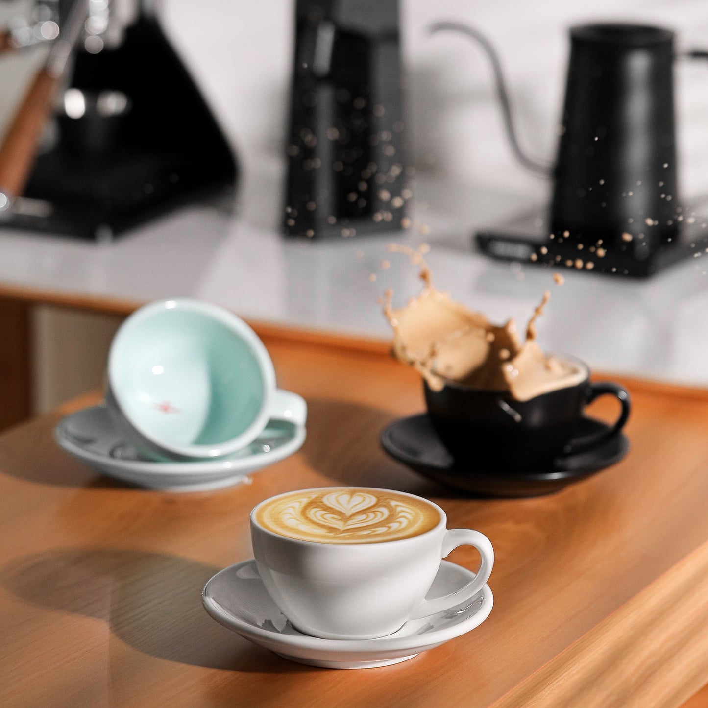 MHW-3BOMBER Latte Cup 280ml