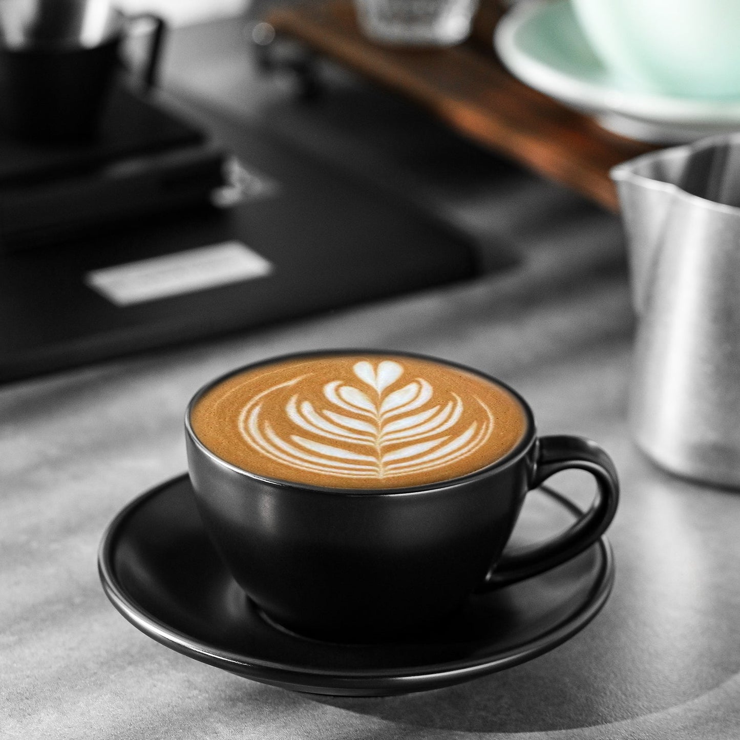 MHW-3BOMBER Latte Cup 280ml