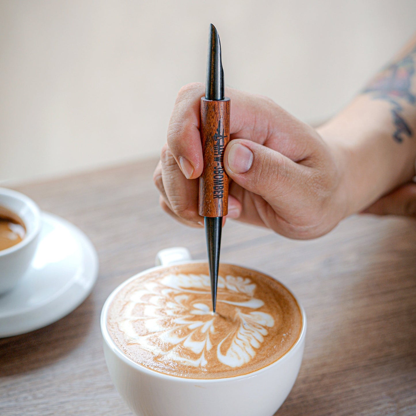 MHW-3BOMBER Coffee Art Needle 152mm-black-red rosewood