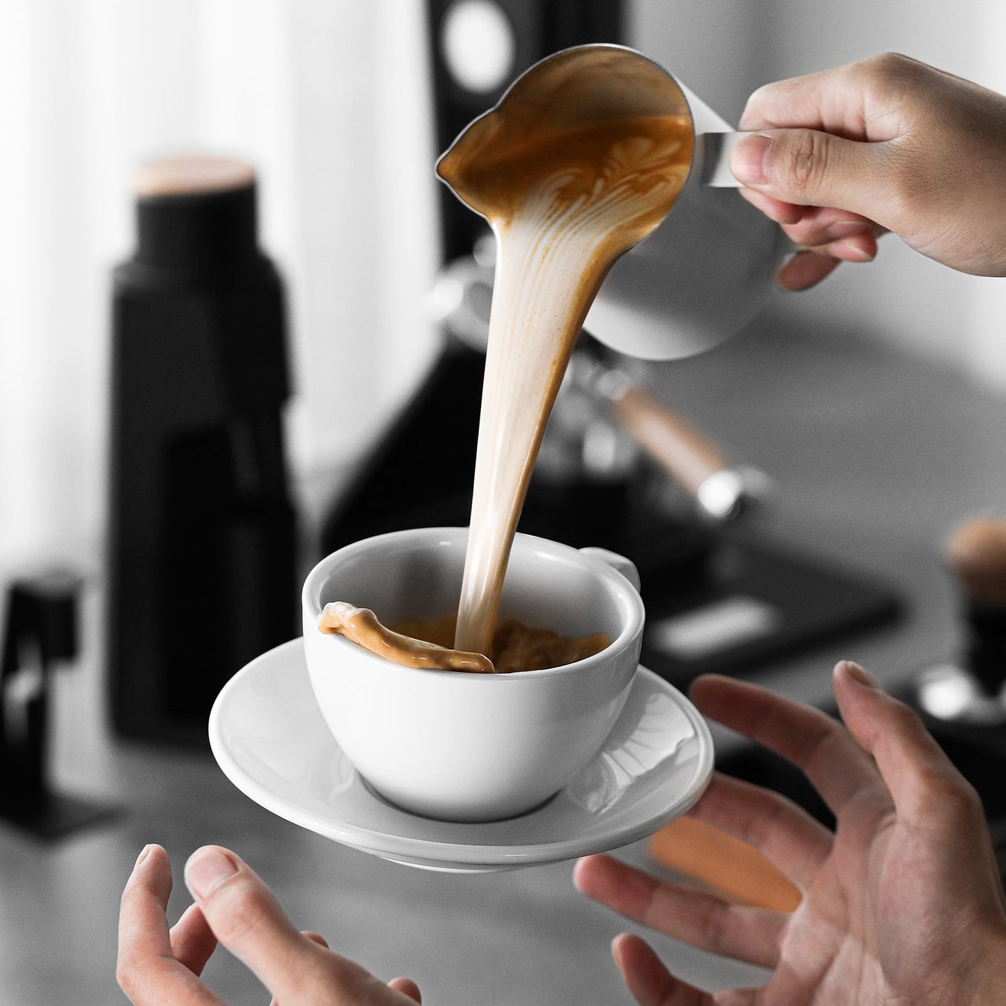 MHW-3BOMBER Latte Cup 280ml