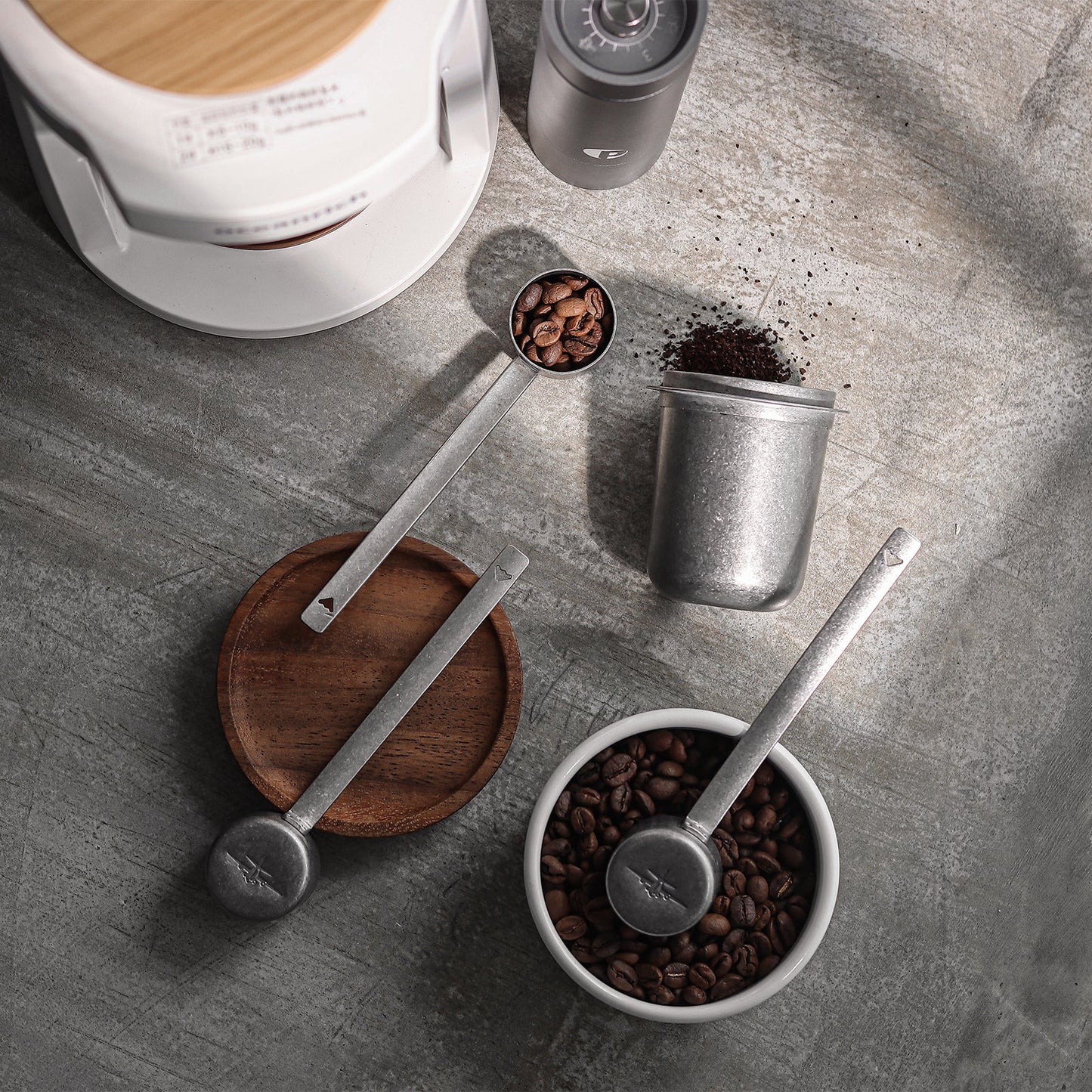 MHW-3BOMBER Long Stainless Steel Silver Measuring Spoon