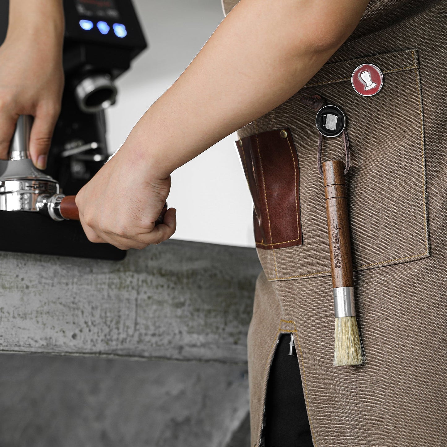 MHW-3BOMBER Coffee Cleaning Brush Wings Cylindrical Brush