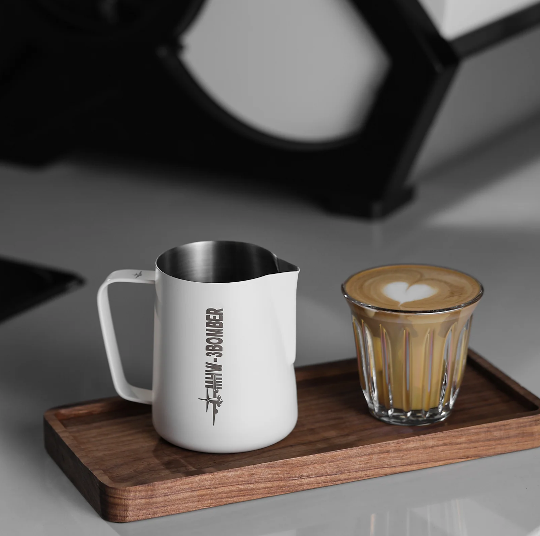 MHW-3BOMBER Milk Frothing Pitcher 3.0 White - 450 ml